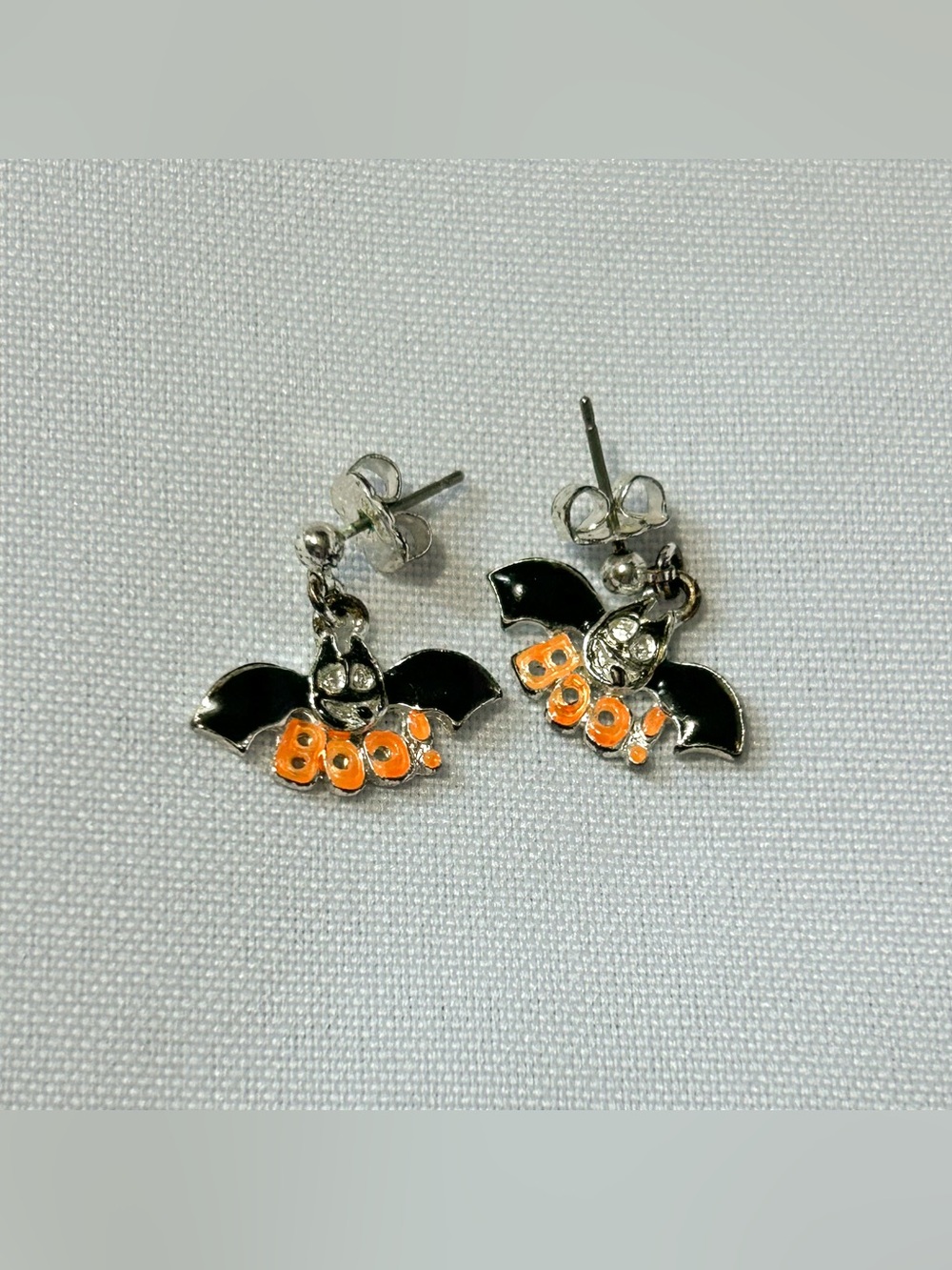 2/$10 Vintage Avon Bat earrings